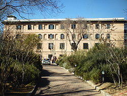 RESIDE1.JPG